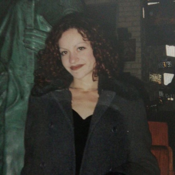 Meet your Posher, Susan - Picture 4 of 5